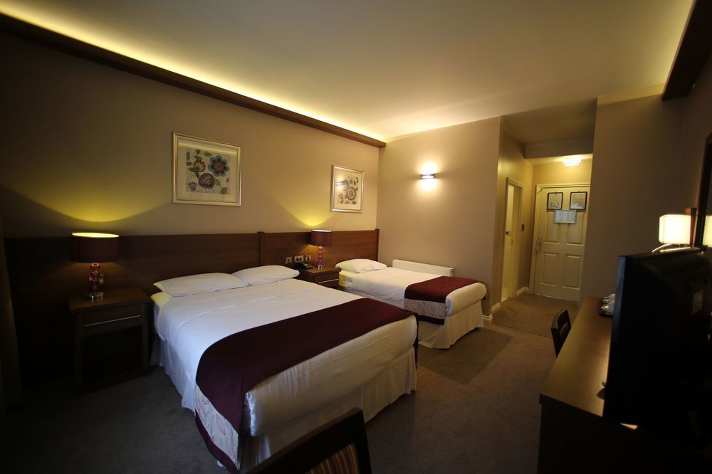 Woodford Dolmen Hotel Carlow Exteriör bild